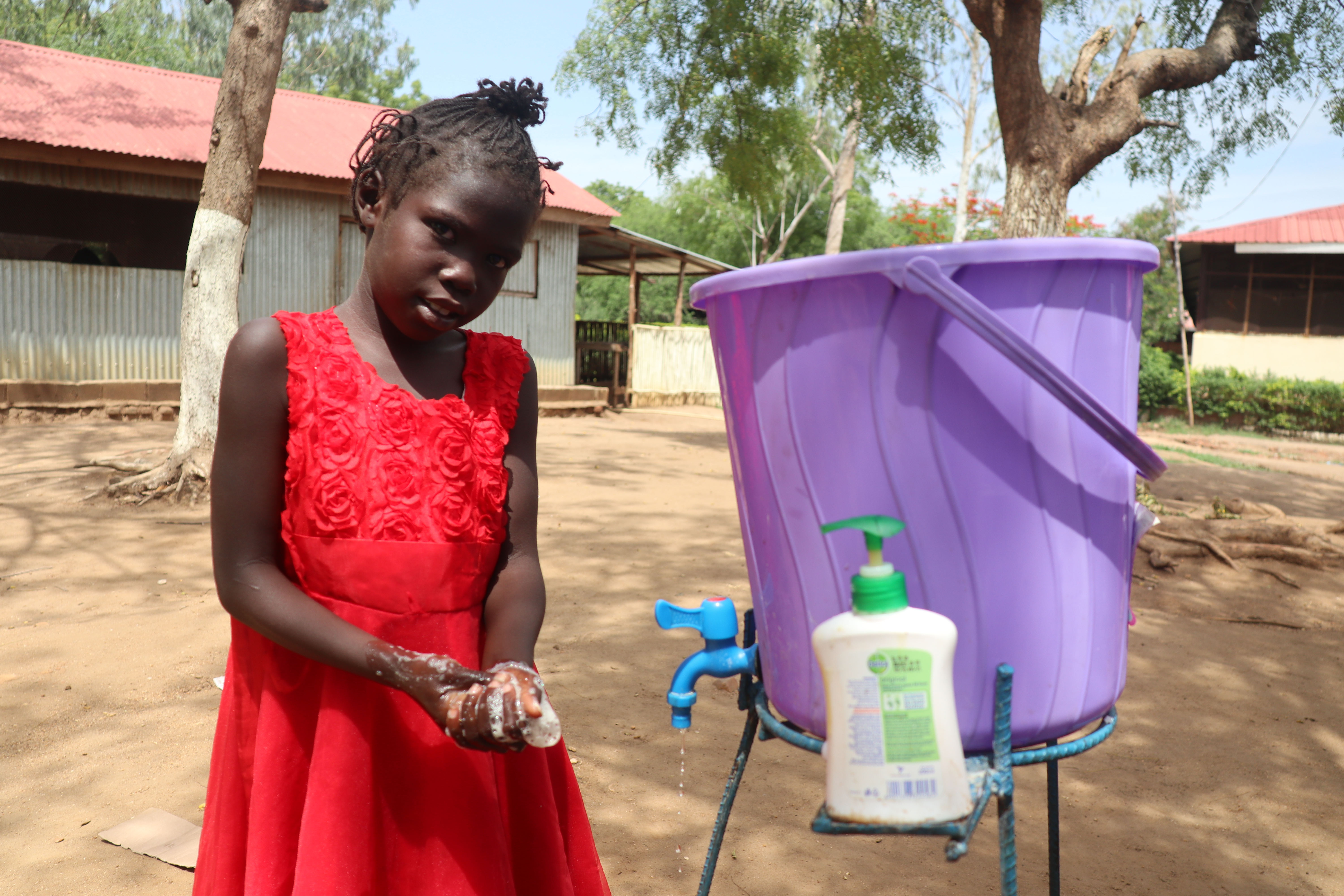 The surviving tradition of hand-washing clothes in Sudan - Global Times